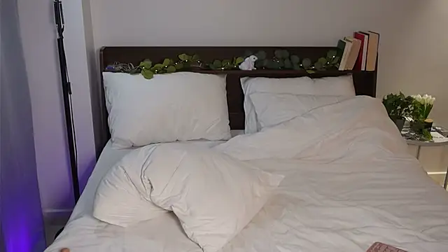 Ayra Lust online show from February 8, 11:01 am