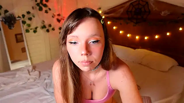 Ayra Lust online show from October 25, 10:26 pm