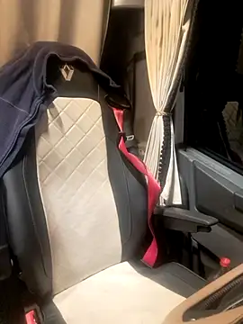 cuplubijoanna online show from February 25, 11:44 pm