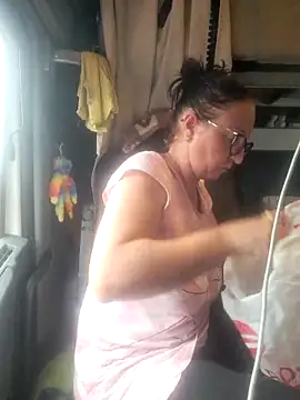 cuplubijoanna online show from March 2, 3:05 pm