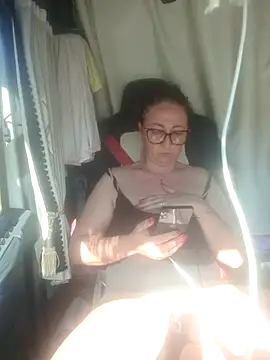 cuplubijoanna online show from March 5, 1:28 pm