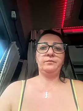 cuplubijoanna online show from March 18, 6:36 am