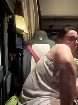 cuplubijoanna online show from March 19, 1:10 am