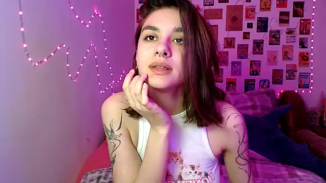 Celine Dionn online show from February 13, 1:15 pm