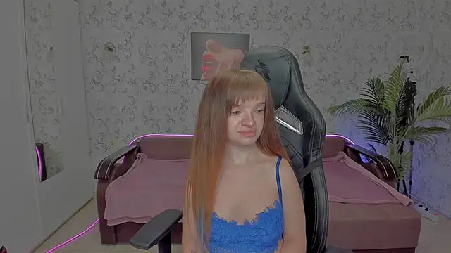 Eva Rosec online show from December 11, 3:15 pm