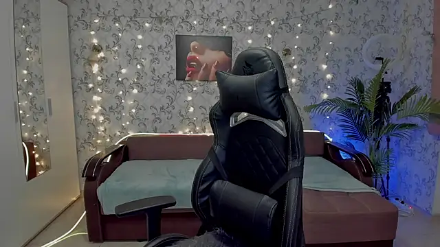 Eva Rosec online show from December 25, 3:06 pm