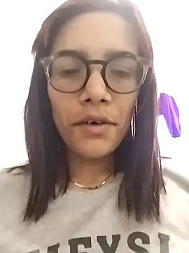 Yaumiko online show from January 18, 1:40 pm