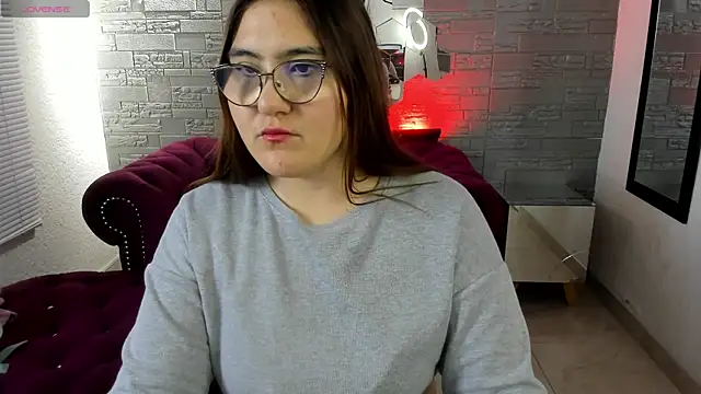 conniejames m online show from October 2, 12:45 pm