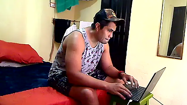 Snapshot of lozter345 chatting on September 17, 6:20 pm lozter345 online show from September 17, 6:20 pm