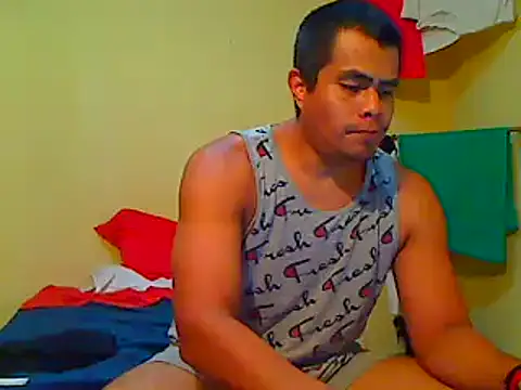 Snapshot of lozter345 chatting on September 26, 6:17 am lozter345 online show from September 26, 6:17 am