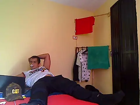 Snapshot of lozter345 chatting on October 3, 9:34 pm lozter345 online show from October 3, 9:34 pm