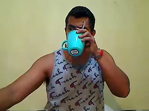 Snapshot of lozter345 chatting on November 13, 2:32 am lozter345 online show from November 13, 2:32 am