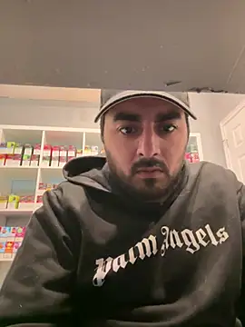 Snapshot of beautyandthebeast416 chatting on March 16, 11:04 pm beautyandthebeast416 online show from March 16, 11:04 pm