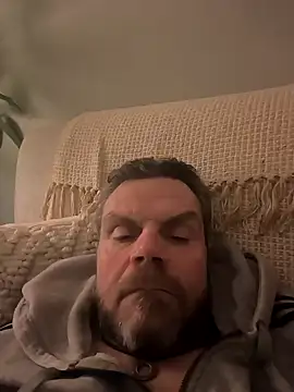 Snapshot of toptugger chatting on January 24, 8:11 pm toptugger online show from January 24, 8:11 pm