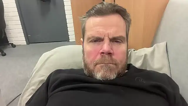 Snapshot of toptugger chatting on January 30, 12:50 am toptugger online show from January 30, 12:50 am