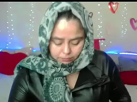 Snapshot of celestehot707rs chatting on February 21, 2:27 pm celestehot707rs online show from February 21, 2:27 pm