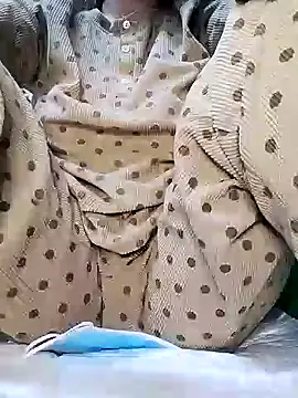 Snapshot of Mie610 chatting on January 8, 10:16 pm Mie610 online show from January 8, 10:16 pm