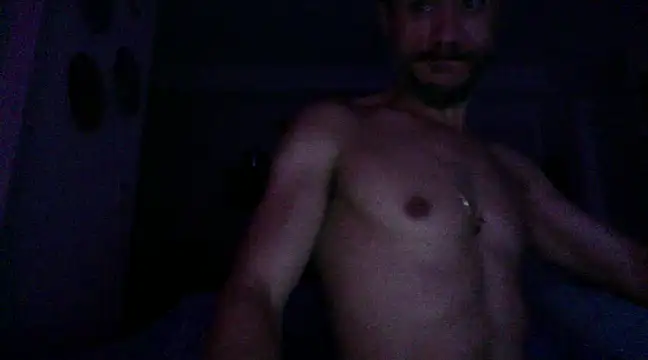 Snapshot of funguybr36 chatting on March 12, 1:36 am funguybr36 online show from March 12, 1:36 am