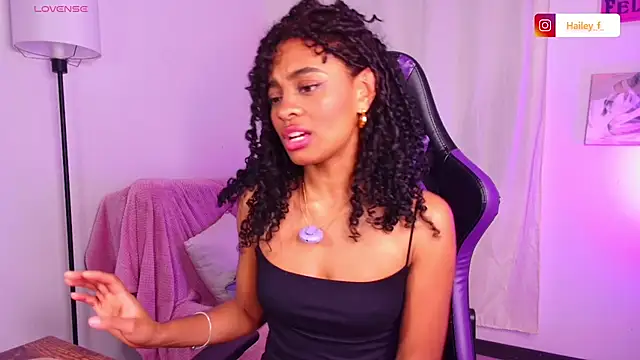 Heily Fox online show from March 22, 9:45 am