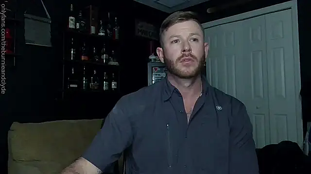 Snapshot of chillinthemosttt chatting on December 12, 3:43 am chillinthemosttt online show from December 12, 3:43 am