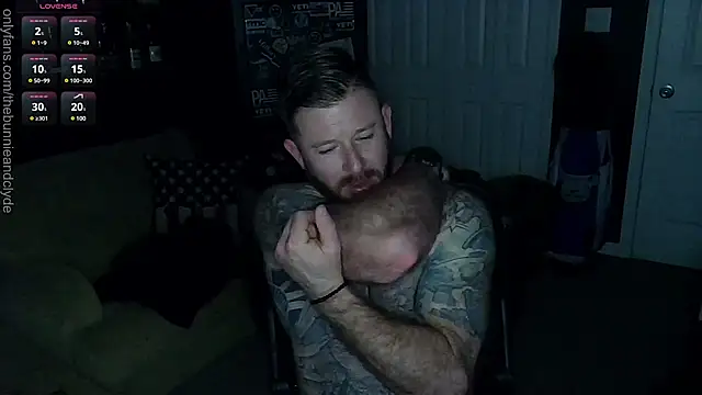 Snapshot of chillinthemosttt chatting on February 3, 4:25 am chillinthemosttt online show from February 3, 4:25 am