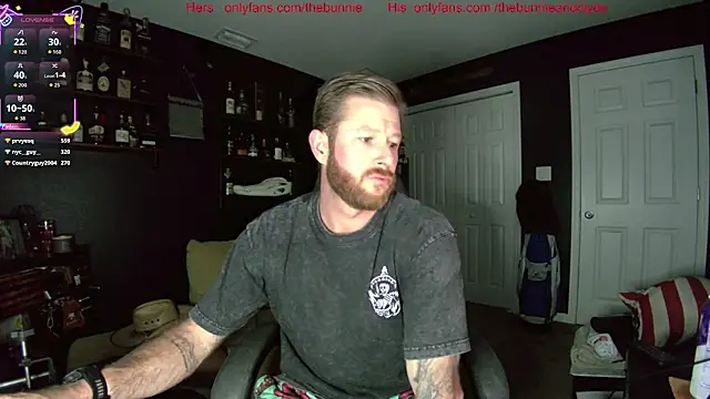 Snapshot of chillinthemosttt chatting on November 24, 3:39 am chillinthemosttt online show from November 24, 3:39 am