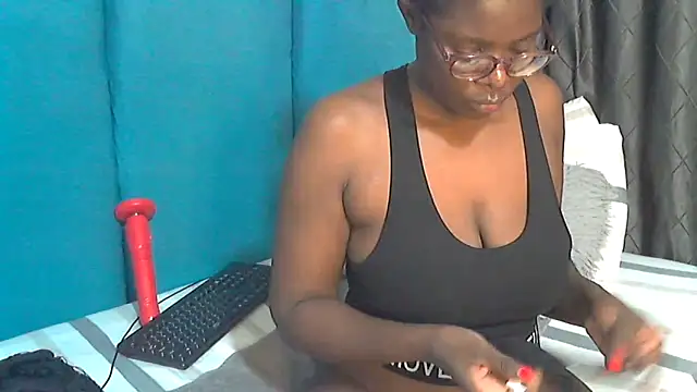 Snapshot of Mochabae chatting on February 25, 1:17 pm Mochabae online show from February 25, 1:17 pm