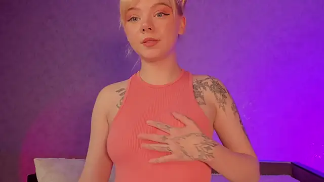 milla remmy online show from September 9, 8:08 pm