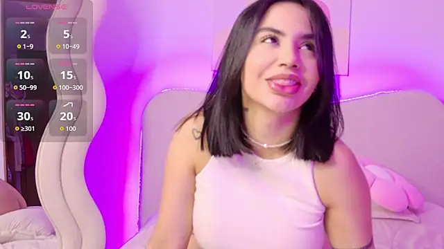 Snapshot of innocentlady_ chatting on November 18, 2:43 pm innocentlady online show from November 18, 2:43 pm