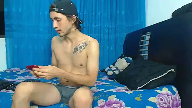 Hot Sharks  online show from September 30, 7:46 am