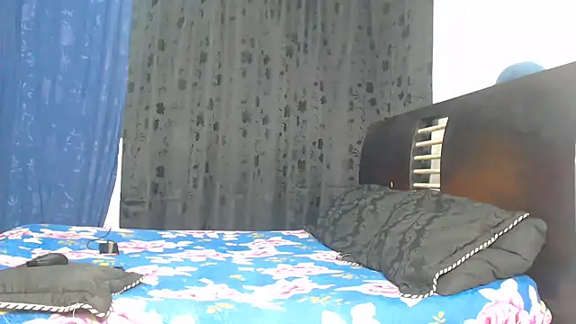 Hot Sharks  online show from November 2, 10:28 am