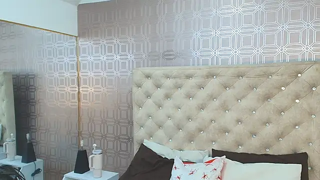 Sara Desire online show from January 16, 12:20 pm