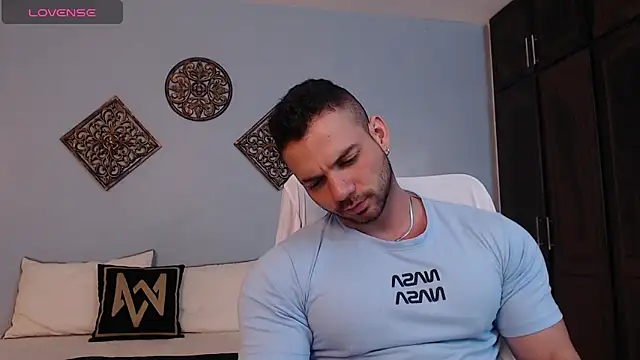 JeremyLowe online show from March 14, 4:40 pm