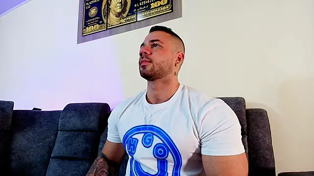 JeremyLowe online show from October 20, 7:03 pm