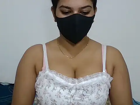 sparkling queen online show from March 9, 2:07 am