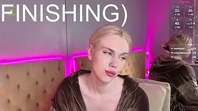 Snapshot of DanielPaige_ chatting on January 22, 4:02 pm DanielPaige online show from January 22, 4:02 pm