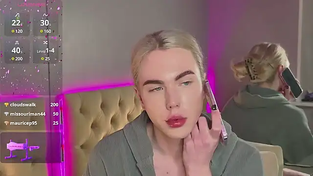 Snapshot of DanielPaige_ chatting on February 7, 7:17 pm DanielPaige online show from February 7, 7:17 pm