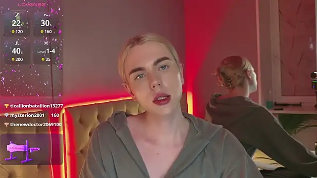 Snapshot of DanielPaige_ chatting on February 8, 7:27 pm DanielPaige online show from February 8, 7:27 pm