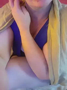 cruellaculdenfer67 online show from October 13, 8:03 am