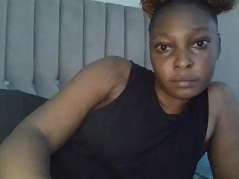 Snapshot of Midnight_Clique_ chatting on November 15, 2:02 pm Midnight Clique online show from November 15, 2:02 pm