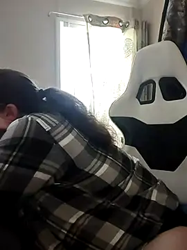 velvetta  online show from March 13, 3:39 pm