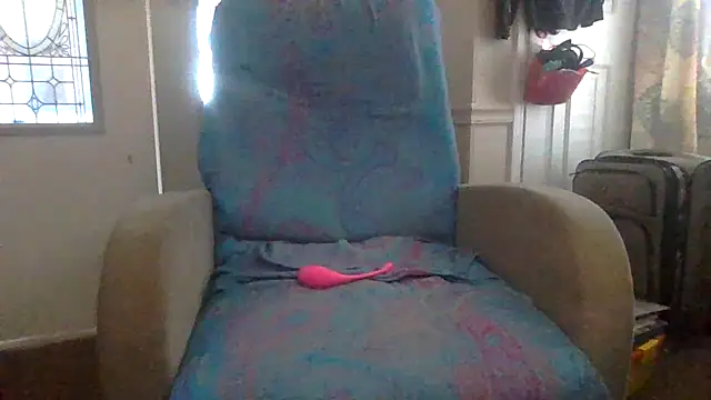 velvetta  online show from October 19, 7:47 pm