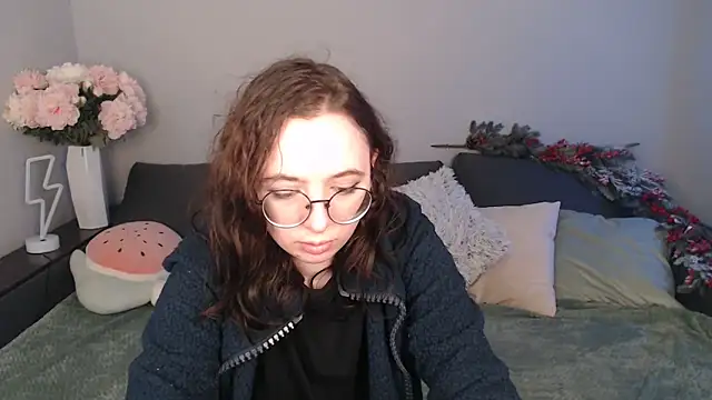 Mini Diva online show from January 12, 9:08 am