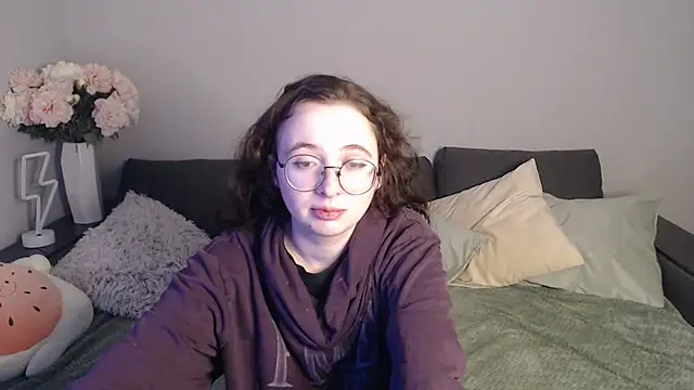 Mini Diva online show from January 26, 9:08 am