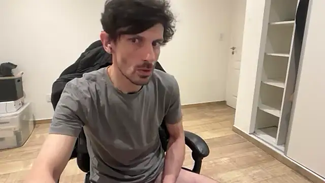 nicolaaaaas online show from November 8, 9:53 am