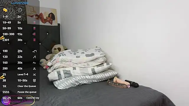 Snapshot of Nayah_Dussa1 chatting on January 24, 1:03 am Nayah Dussa1 online show from January 24, 1:03 am