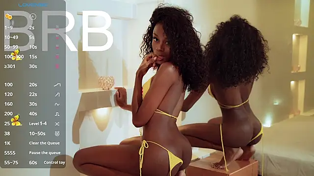 Snapshot of Nayah_Dussa1 chatting on January 24, 4:05 am Nayah Dussa1 online show from January 24, 4:05 am