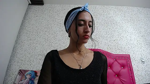 luly pink online show from September 27, 4:06 am