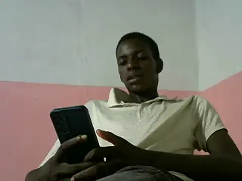 Bigras0011 online show from December 2, 3:26 am