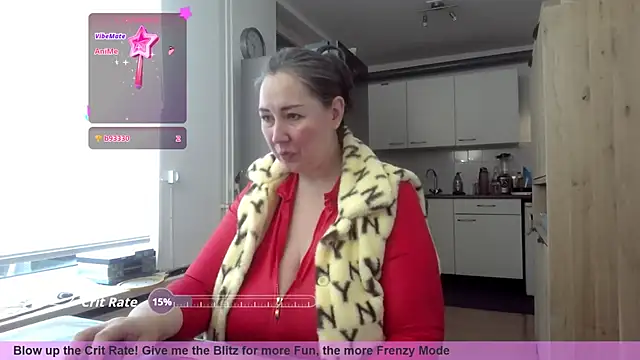 Snapshot of MilfGina chatting on November 21, 8:57 am MilfGina online show from November 21, 8:57 am